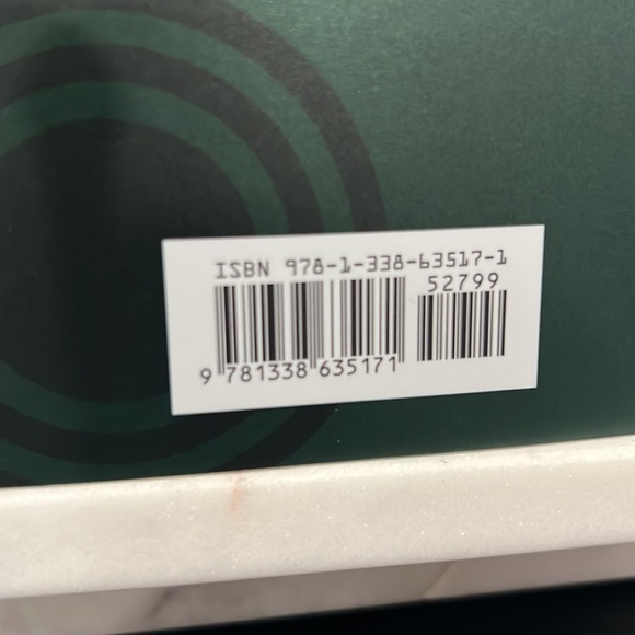 The ballad of songbirds and snakes, a hunger games, novel by Suzanne Collins - Picture 4 of 5